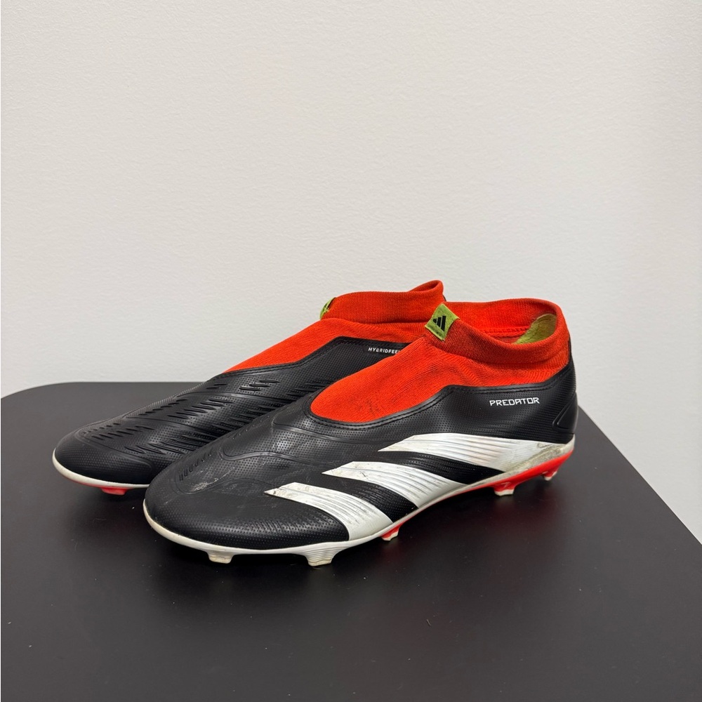 Adidas Predator Laceless Soccer Cleats FG – Black/Red – Men’s US 10